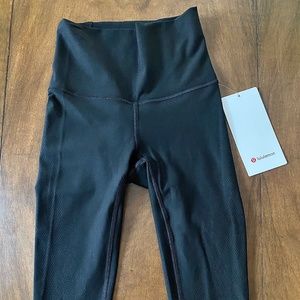 Black Lululemon Mapped Out HR Tight 28" Size 2